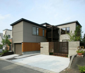 Shimogoryo House